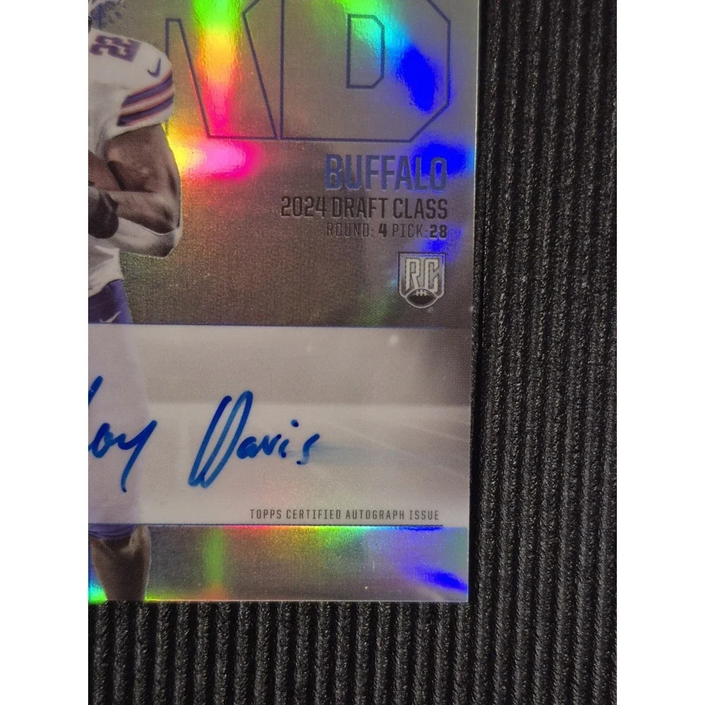 2024 Topps Signature Class Ray Davis #RCV-RD Rookie Chrome Varation Autograph